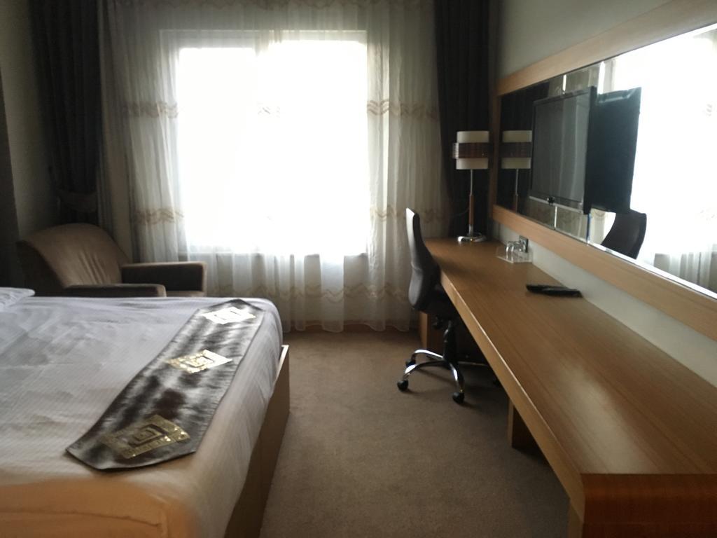 Hotel Duzce Surur Exterior foto